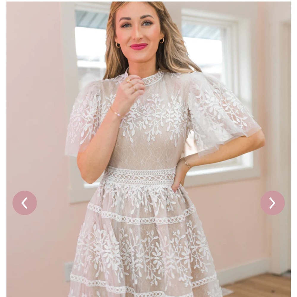 Ivy City Co Sicily Dress Size M
